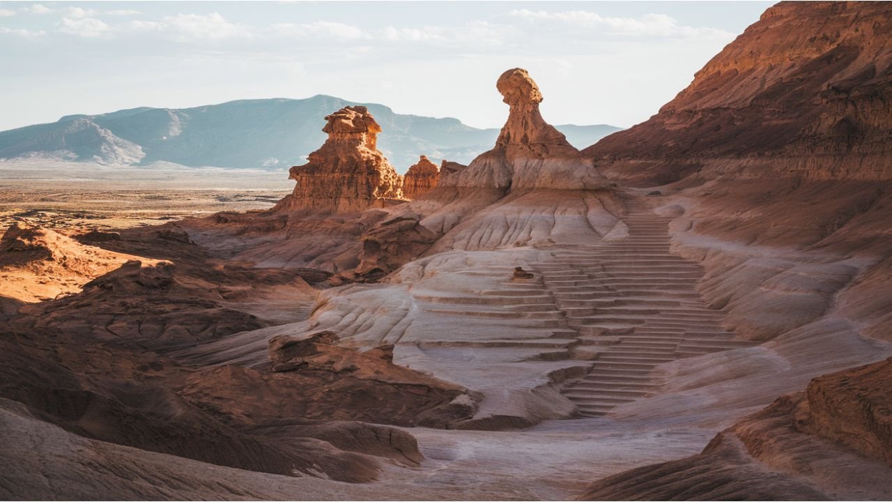 Scenic views of Grand Staircase Escalante National Park, showcasing its vibrant landscapes and geological formations.