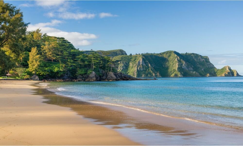 Kaiteriteri Golden Sands: A Beach Paradise for Nature Lovers