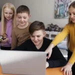 Empowering Future Innovators: A Guide to Engaging Middle School Curricula
