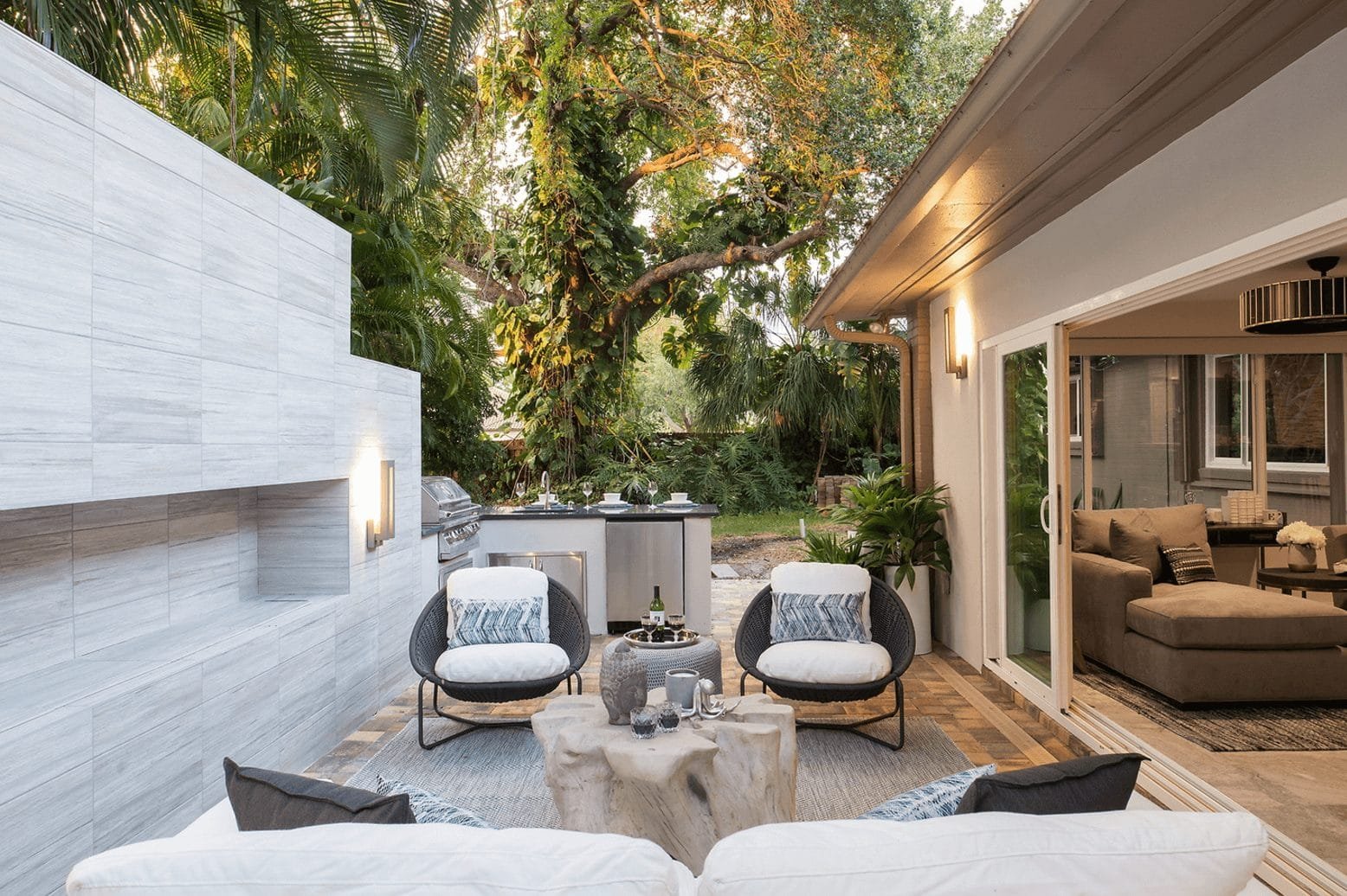 Stylish Outdoor Lounge Space