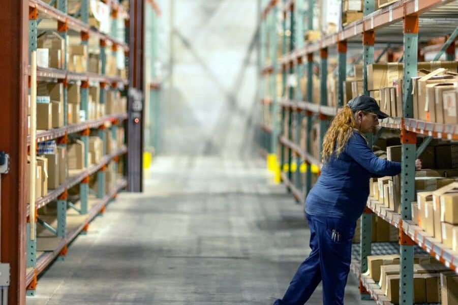 How Packaging VMI Services Can Streamline Your Supply Chain and Lower Inventory Expenses