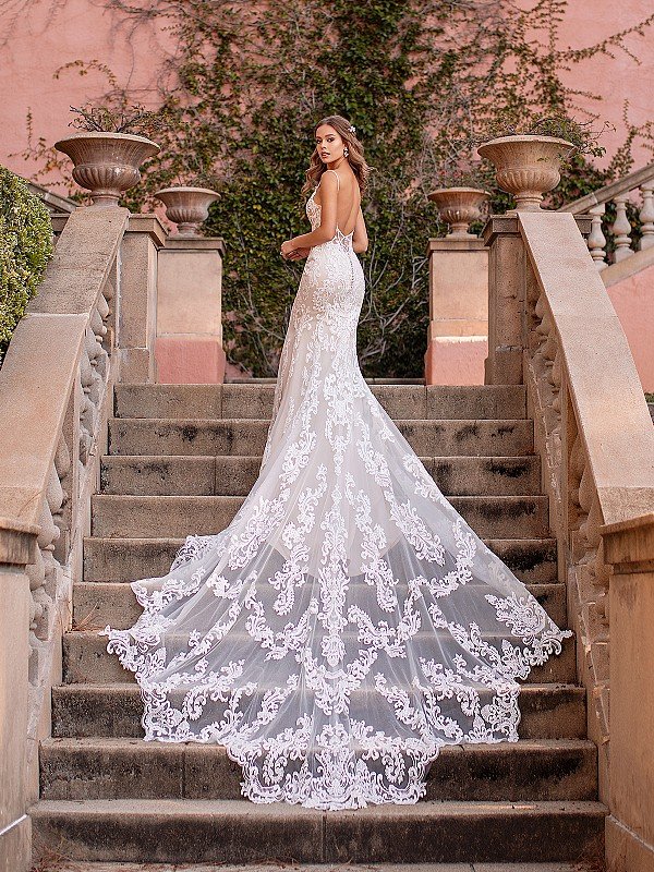 Wedding Dress Without Overdoing It