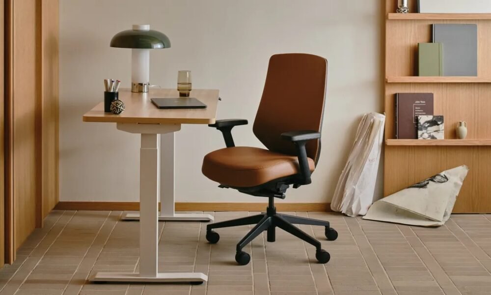 Desk Setup Affects Focus