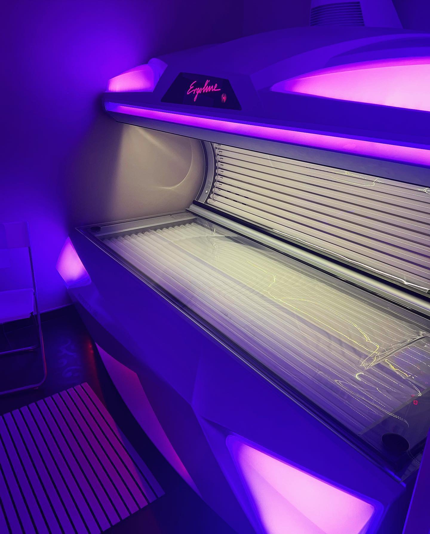 acrylic for tanning bed Care